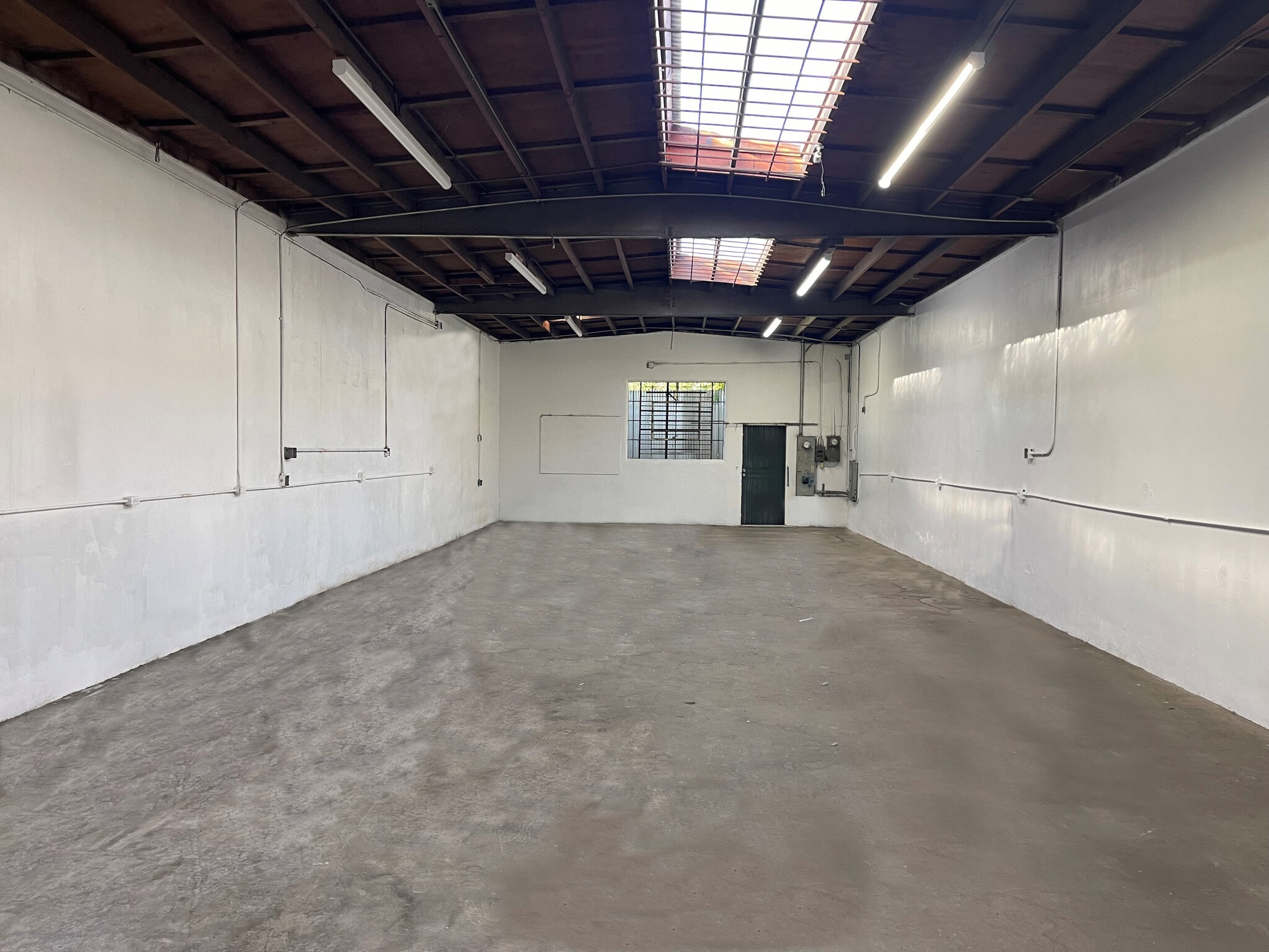 2931 E Imperial Hwy, Lynwood, CA for Sale