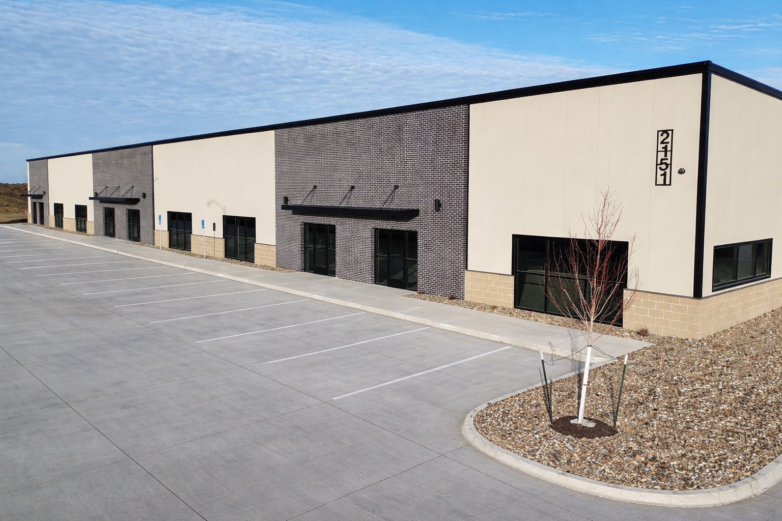 2151 Shilow Rose Pkwy SW, Bondurant, IA for Rent