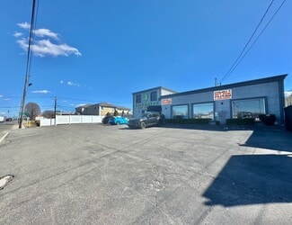 Amityville, NY Storefront Retail/Office - 147 Sunrise Hwy