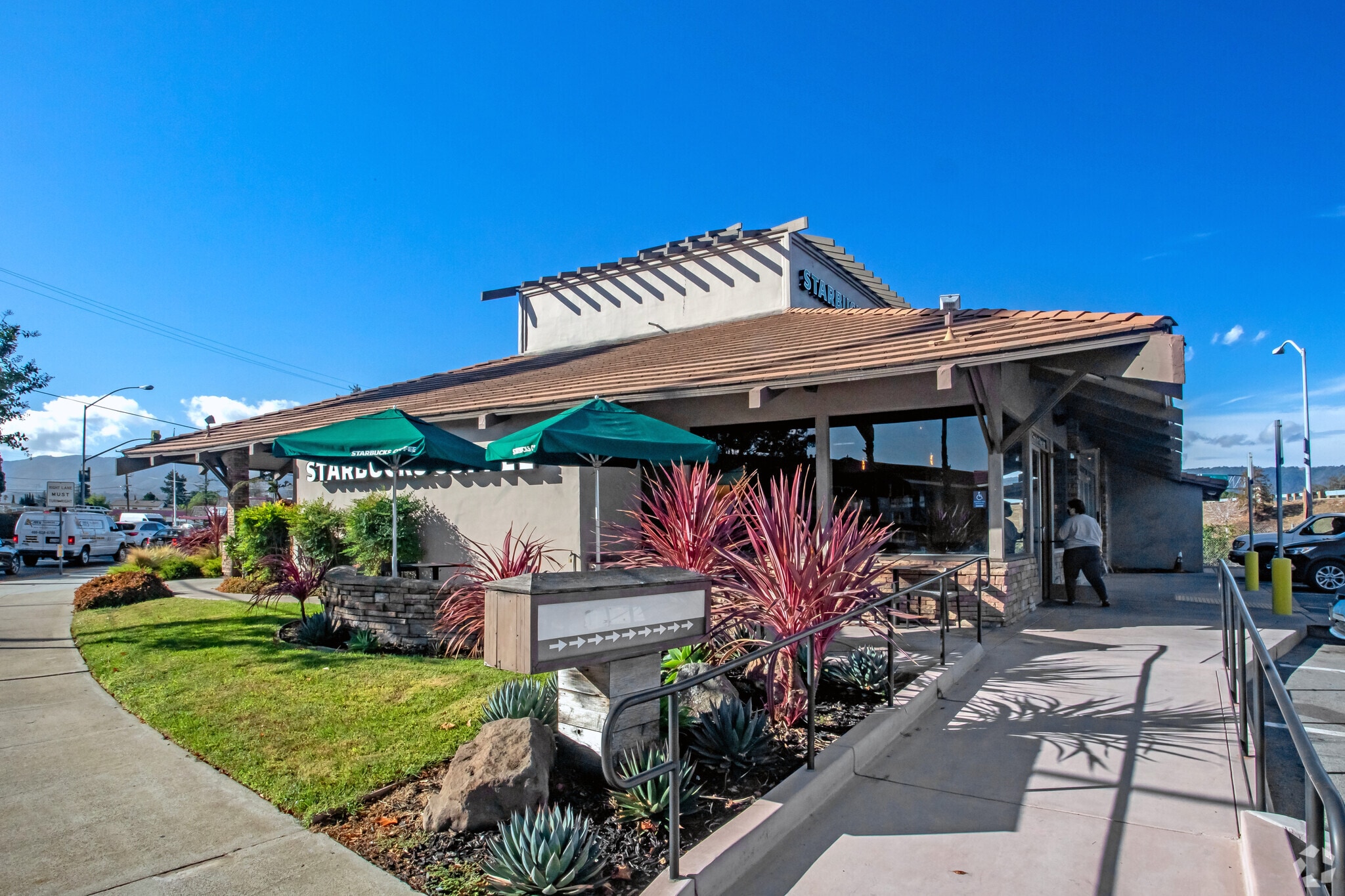 1228 Camden Ave Campbell, CA 95008 Retail Property for Lease on