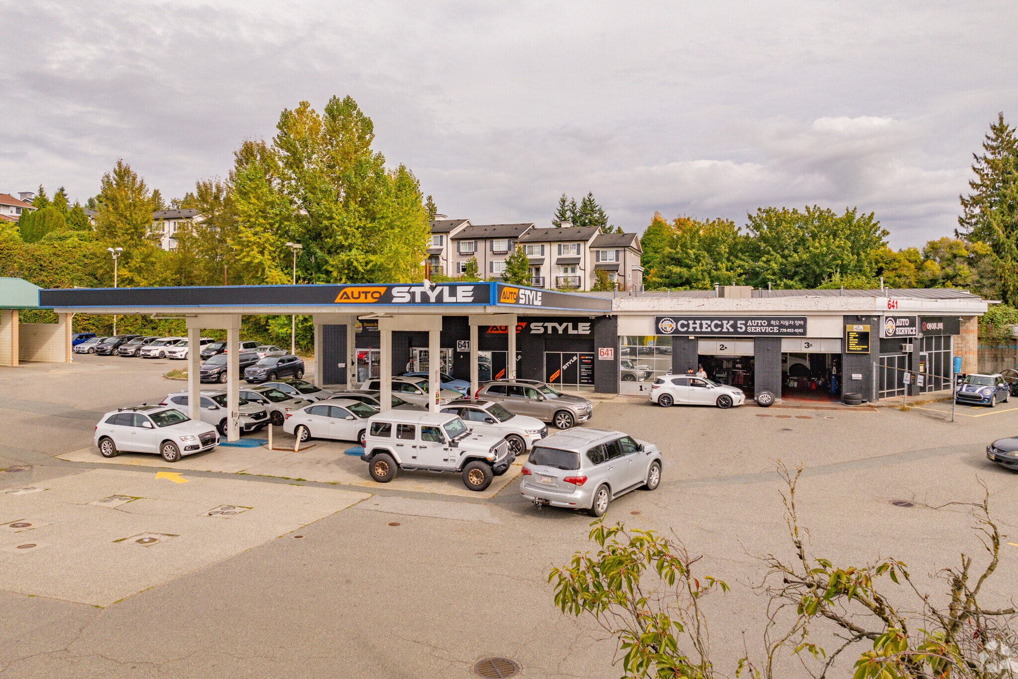 641 Lougheed Hwy, Coquitlam, BC for Rent