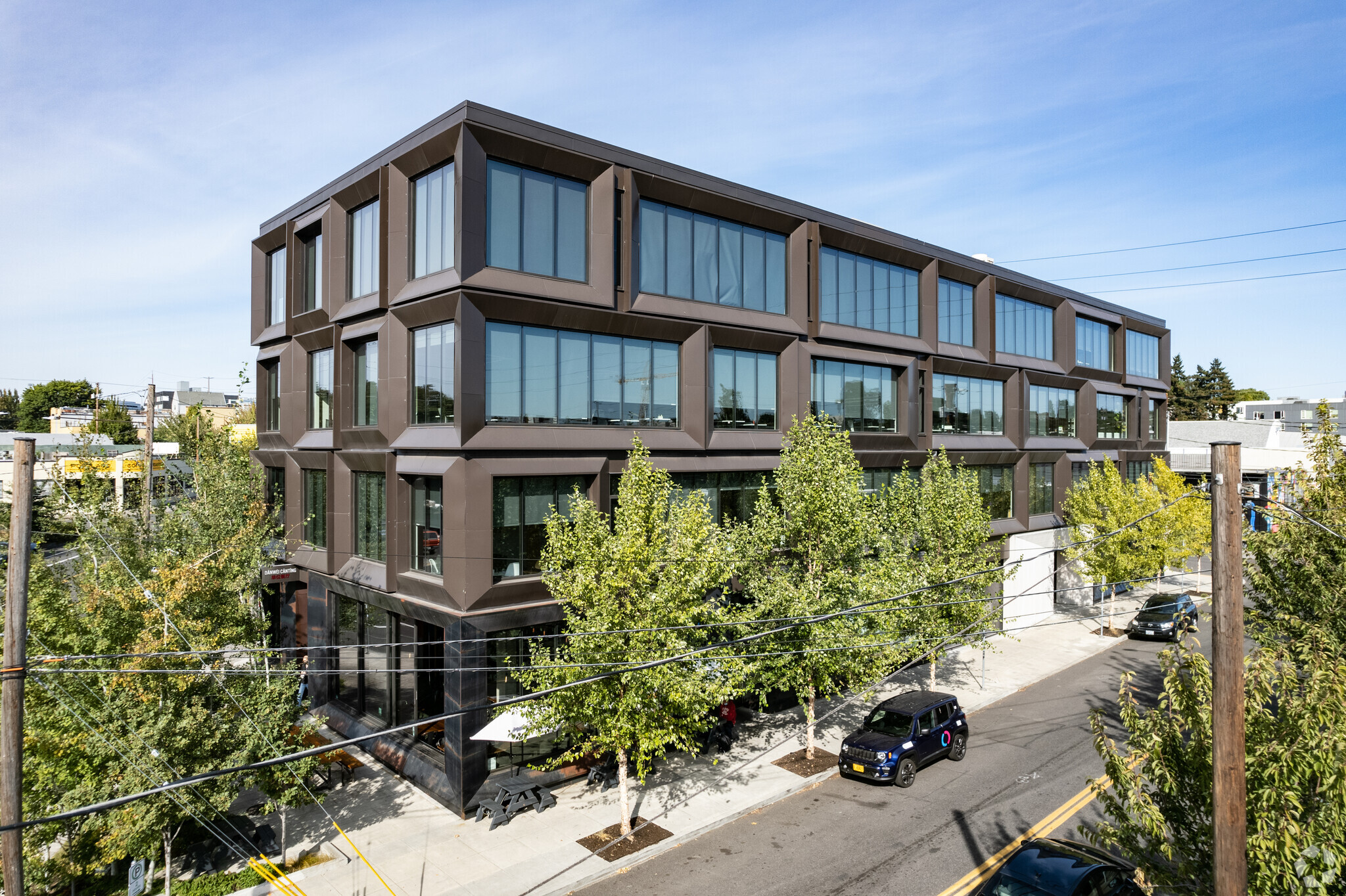 811 SE Stark St, Portland, OR for Rent