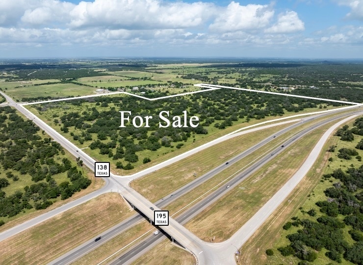 1104 N Patterson Ave, Florence, TX for Sale
