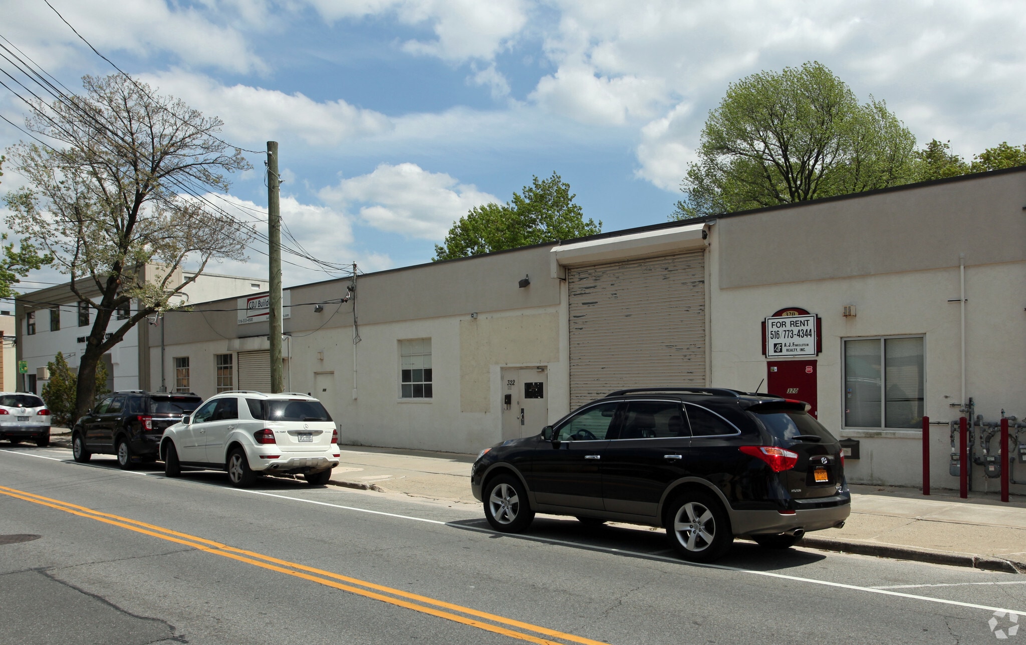 320-326 Westbury Ave, Carle Place, NY for Sale