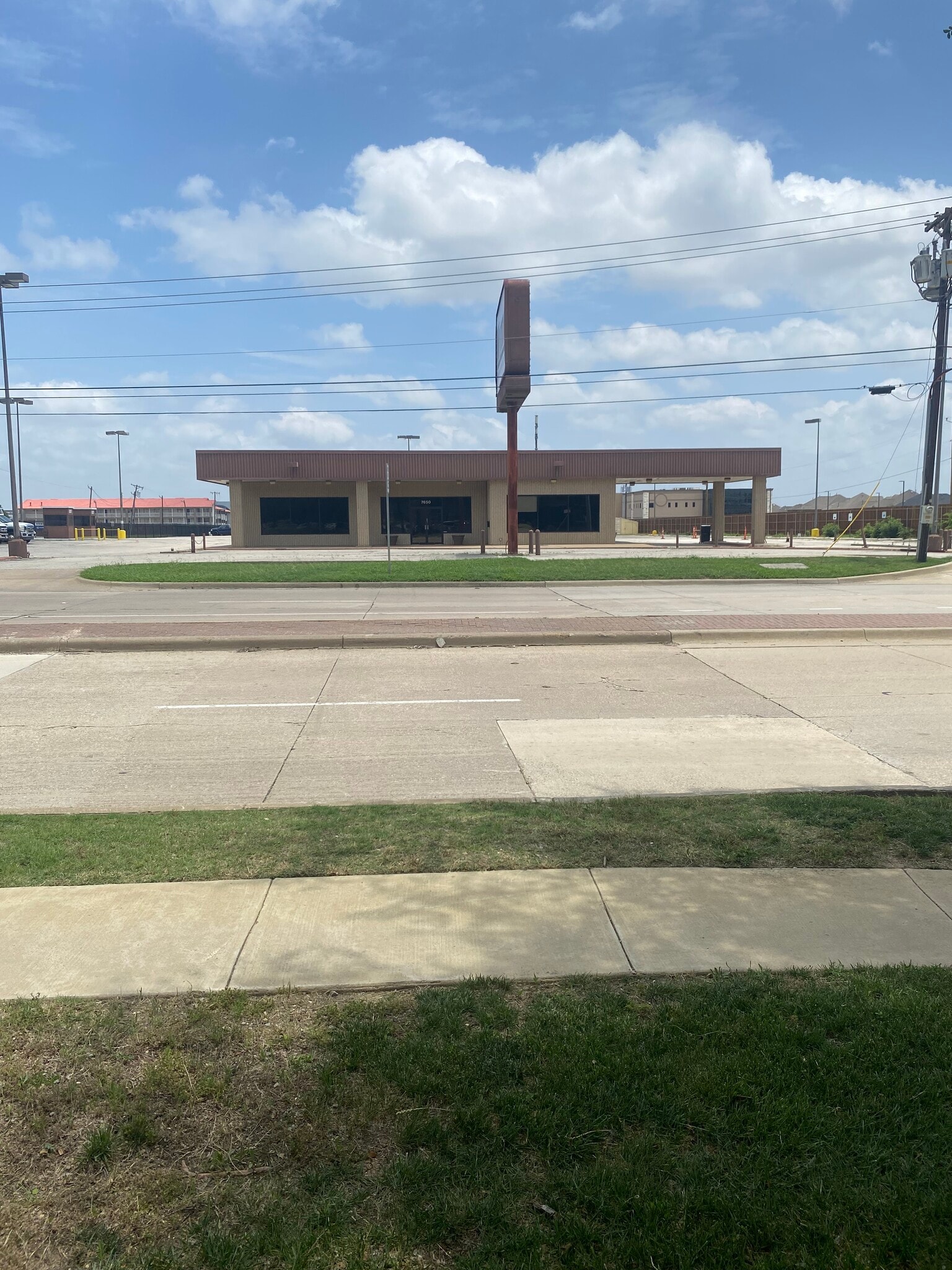 7650 Esters Blvd, Irving, TX for Rent