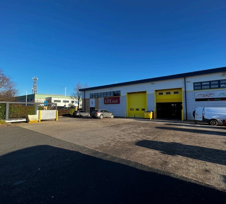 Victoria Rd, Leeds, WYK for Rent