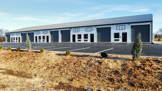 Bowling Green, KY Showroom - 400 Red Squirrel St