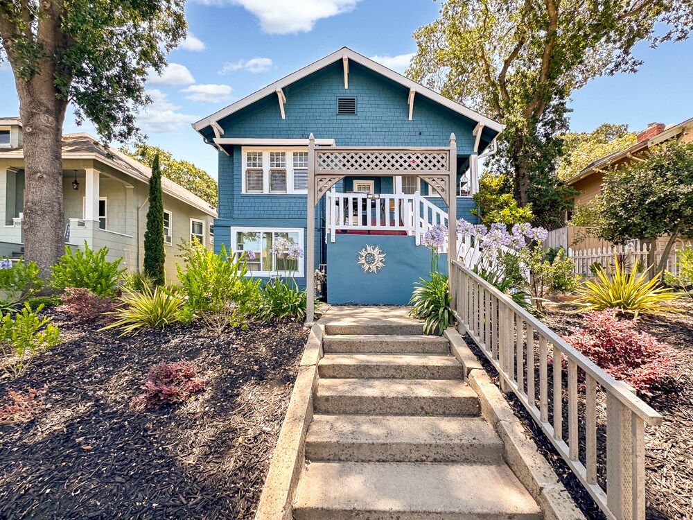 933 Kentucky St, Vallejo, CA for Sale