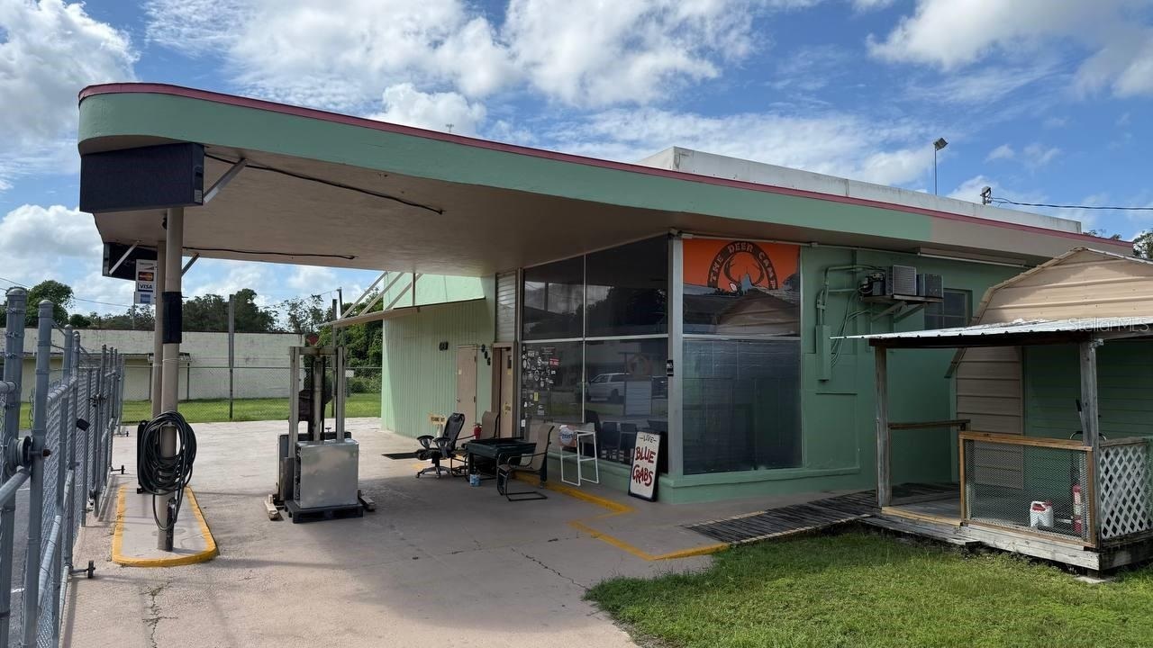 306 S Main St, Chiefland, FL for Sale