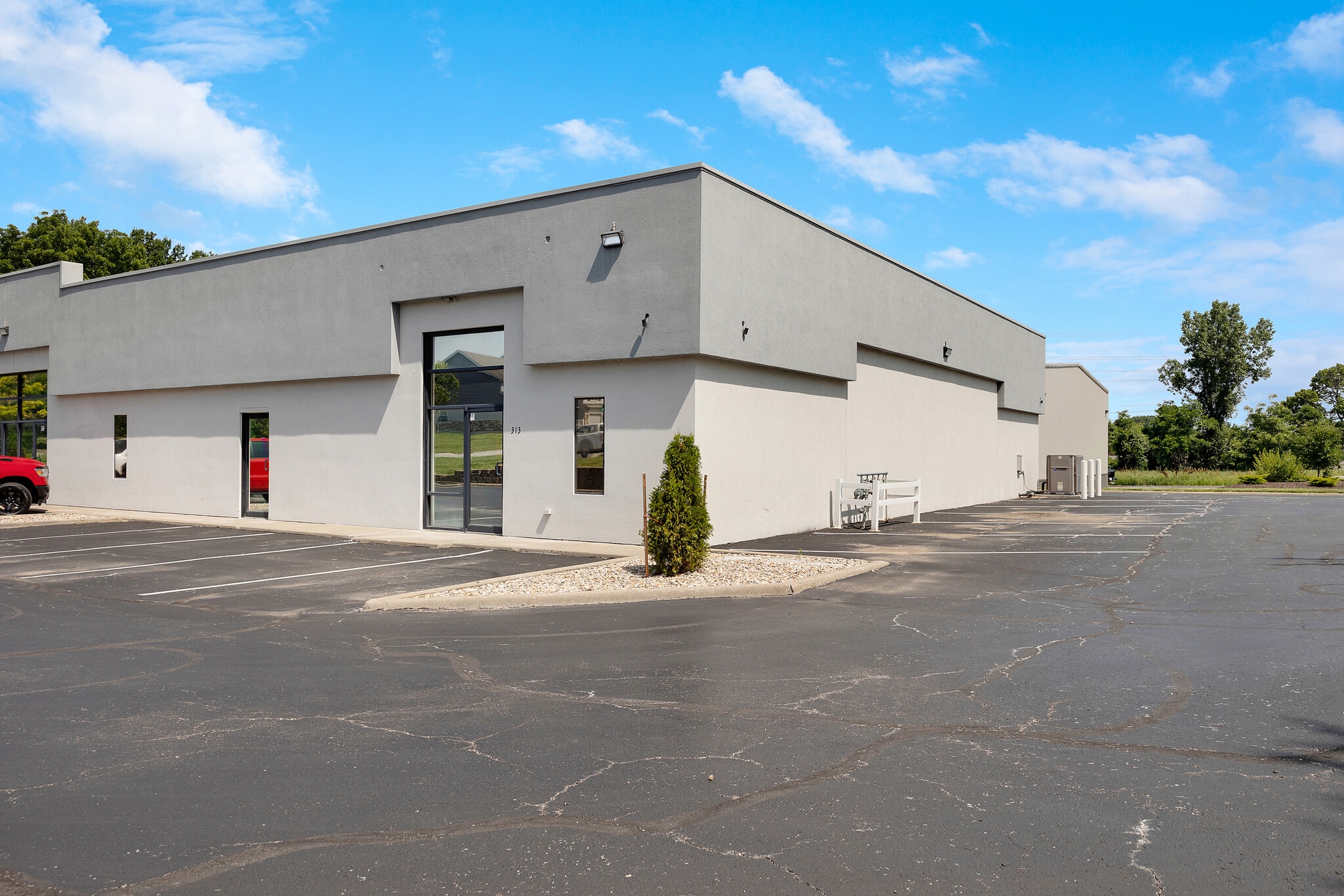 307-313 SE AA Hwy, Blue Springs, MO for Rent
