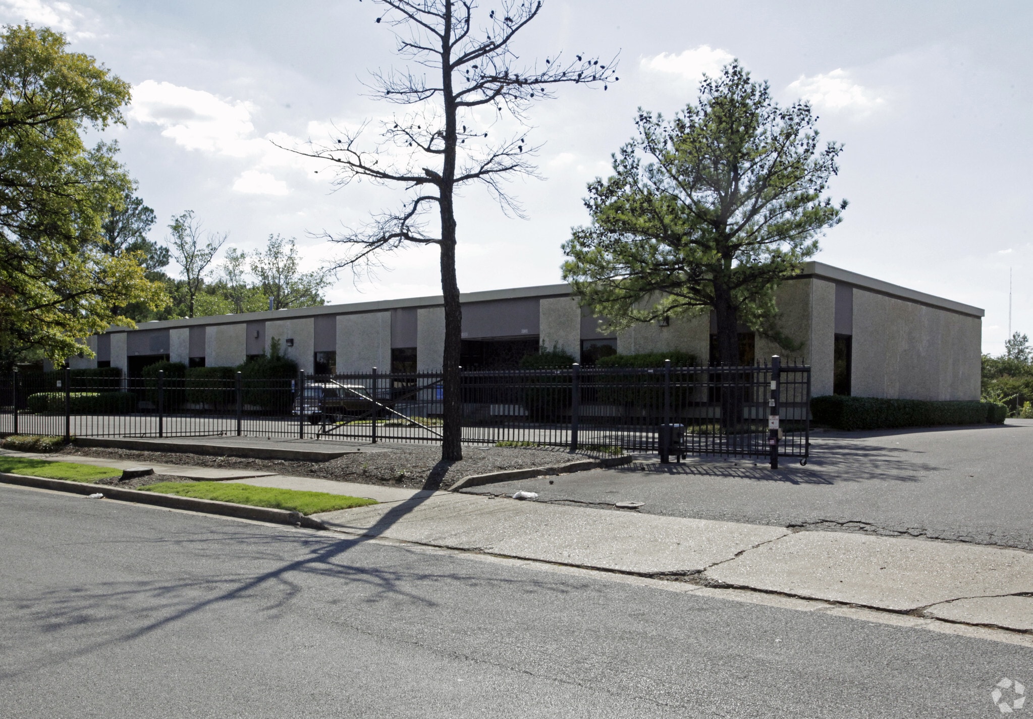 3101-3111 Directors Row, Memphis, TN for Rent