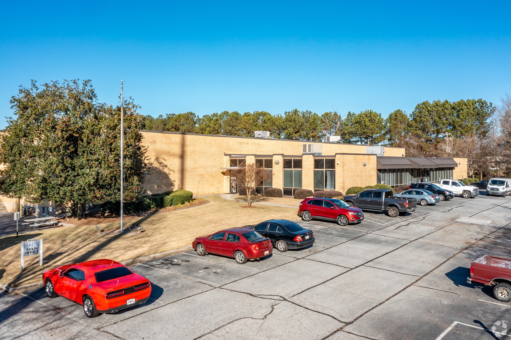 1640 Stone Ridge Dr, Stone Mountain, GA for Rent