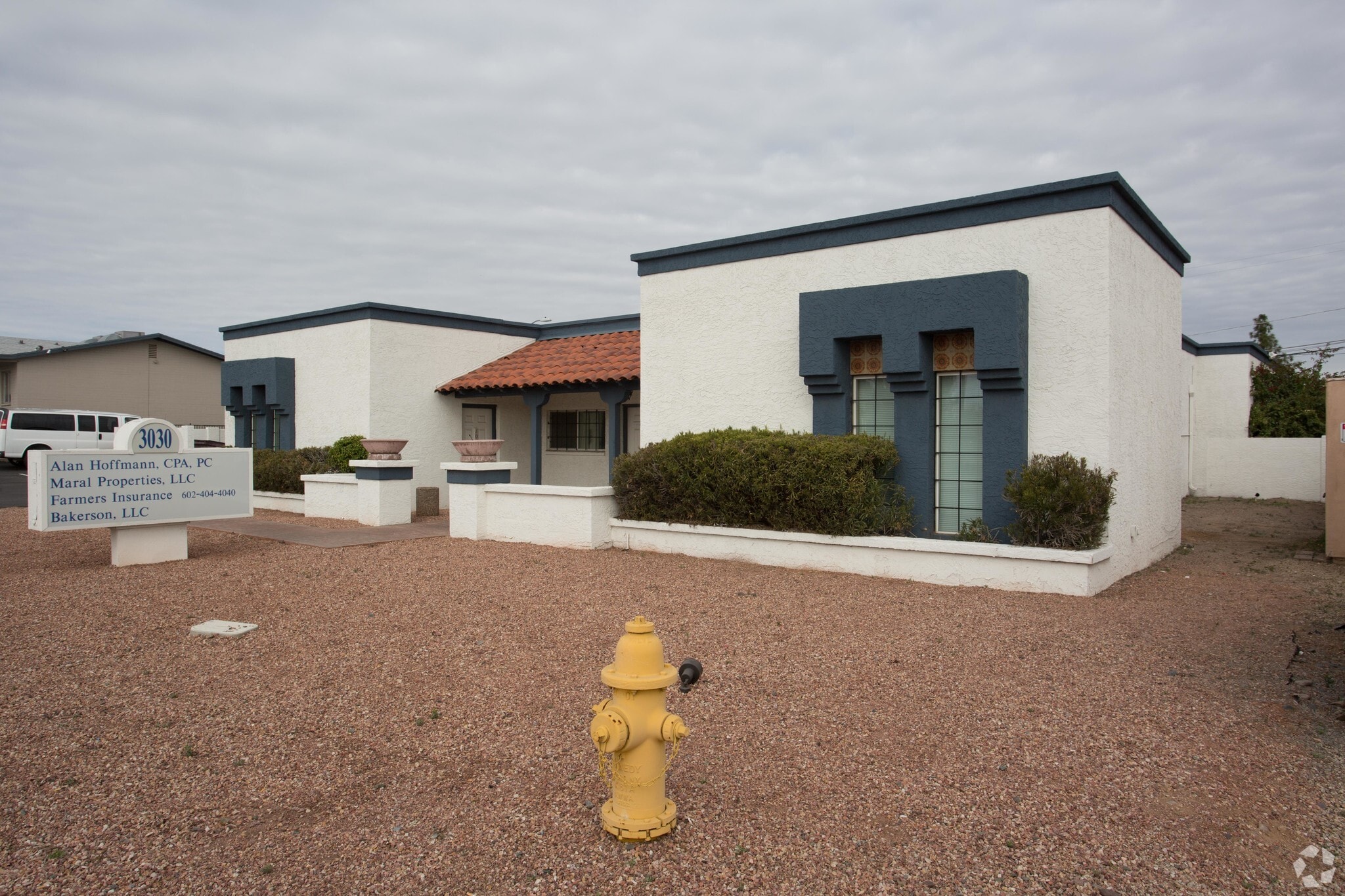 3030 E Cactus Rd, Phoenix, AZ for Sale