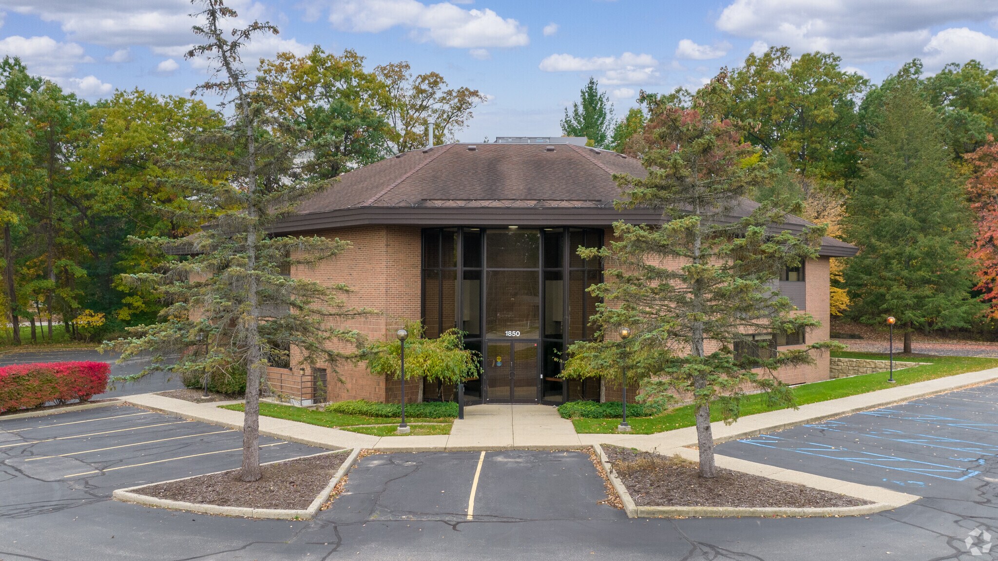 1850 44th St SW, Grand Rapids, MI for Rent