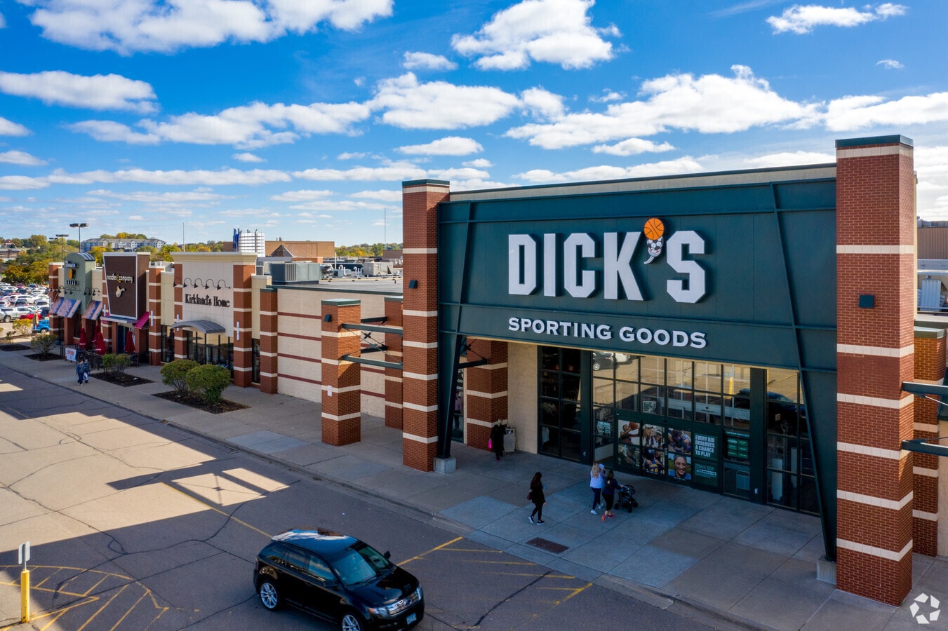 901 County Road 42 W, Burnsville, MN for Rent