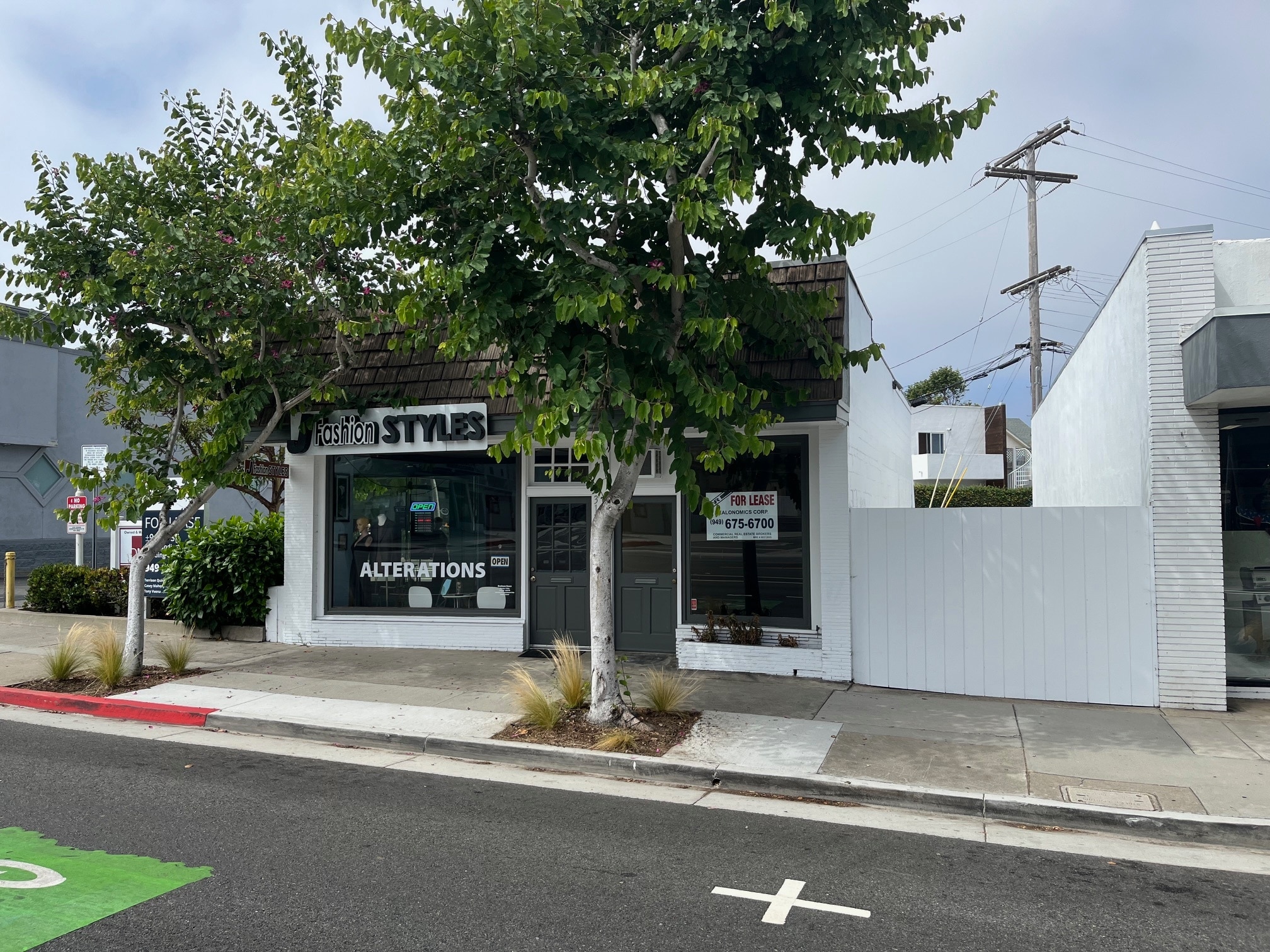 3135 E Coast Hwy, Corona Del Mar, CA for Rent