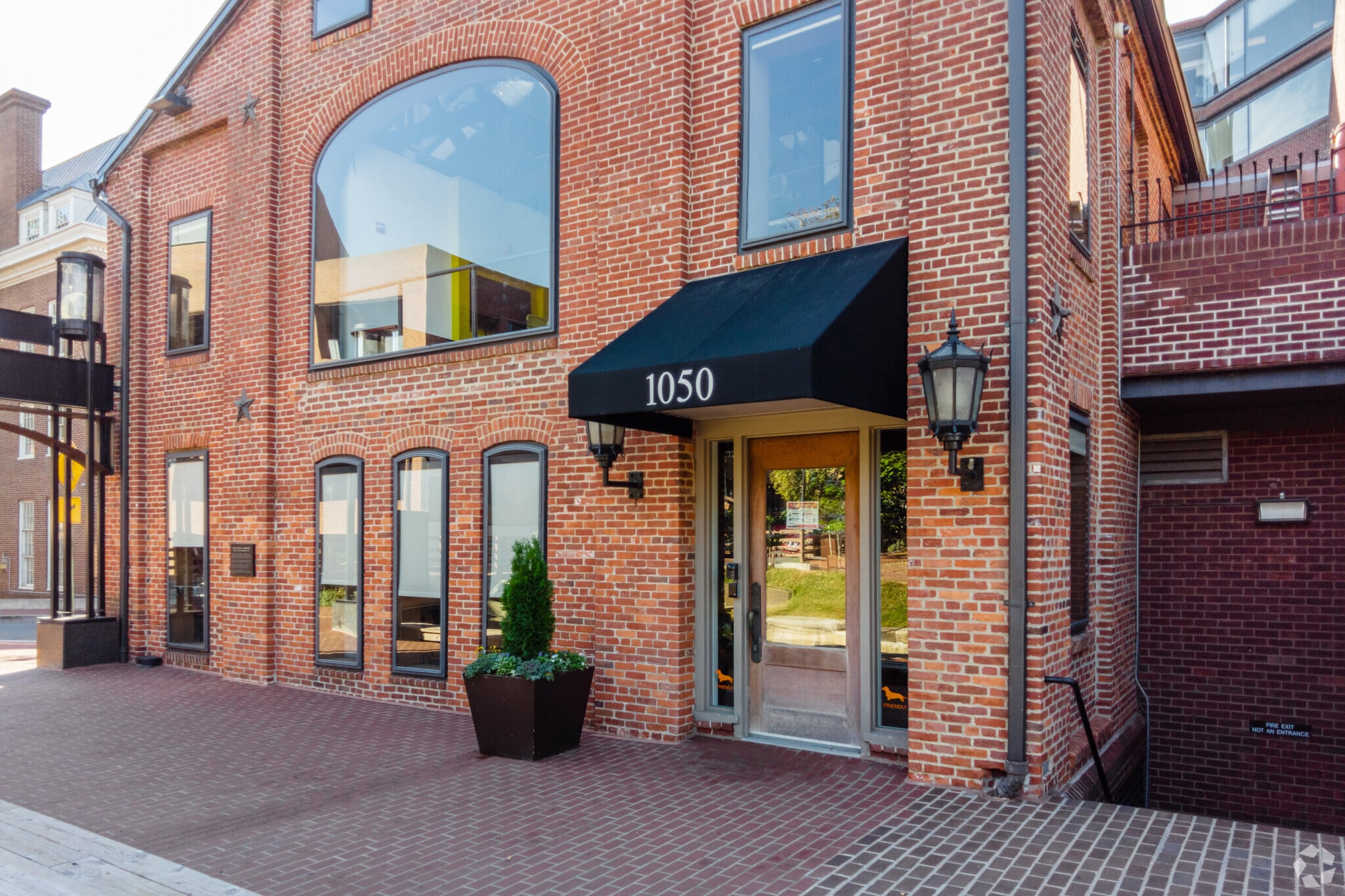 1050 30th St NW, Washington, DC for Rent