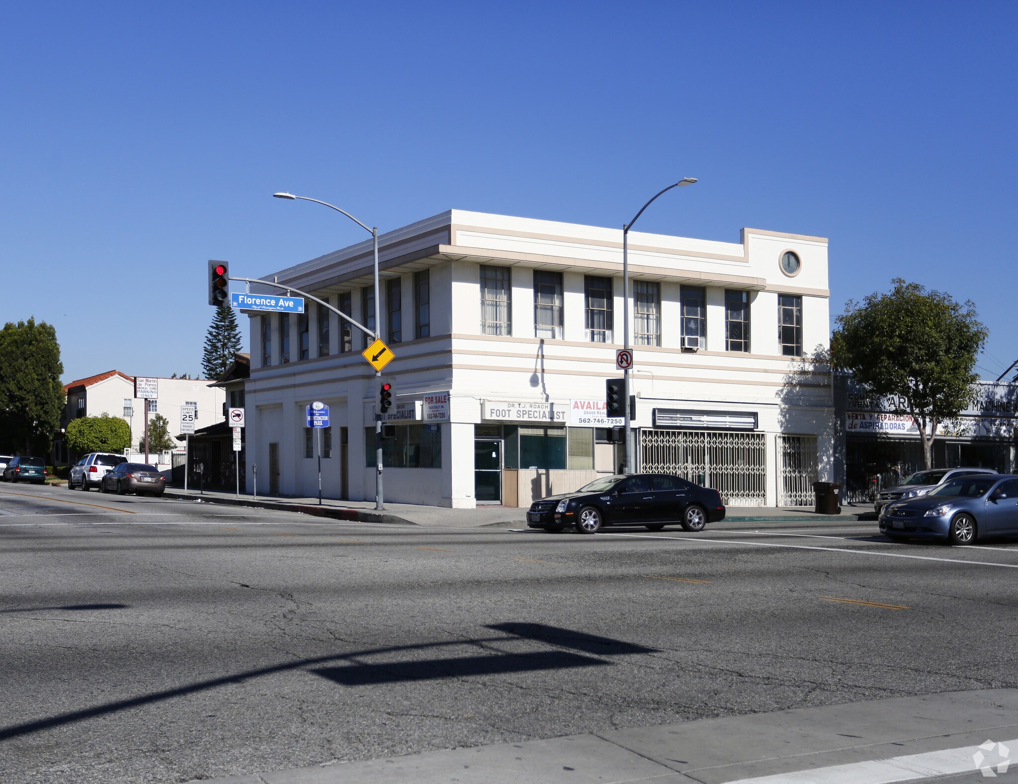 2701-2705 E Florence Ave, Huntington Park, CA for Rent