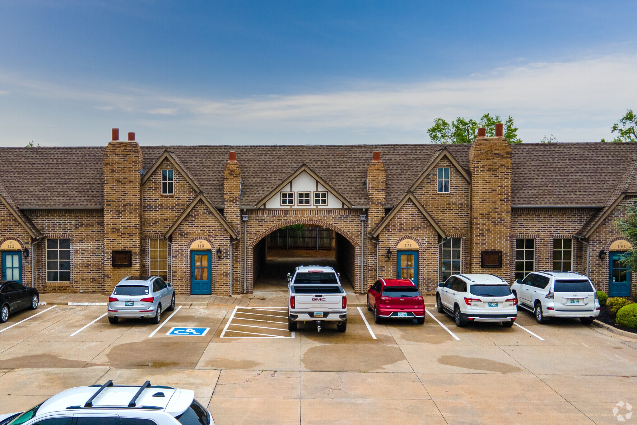 307 E Danforth Rd, Edmond, OK for Sale