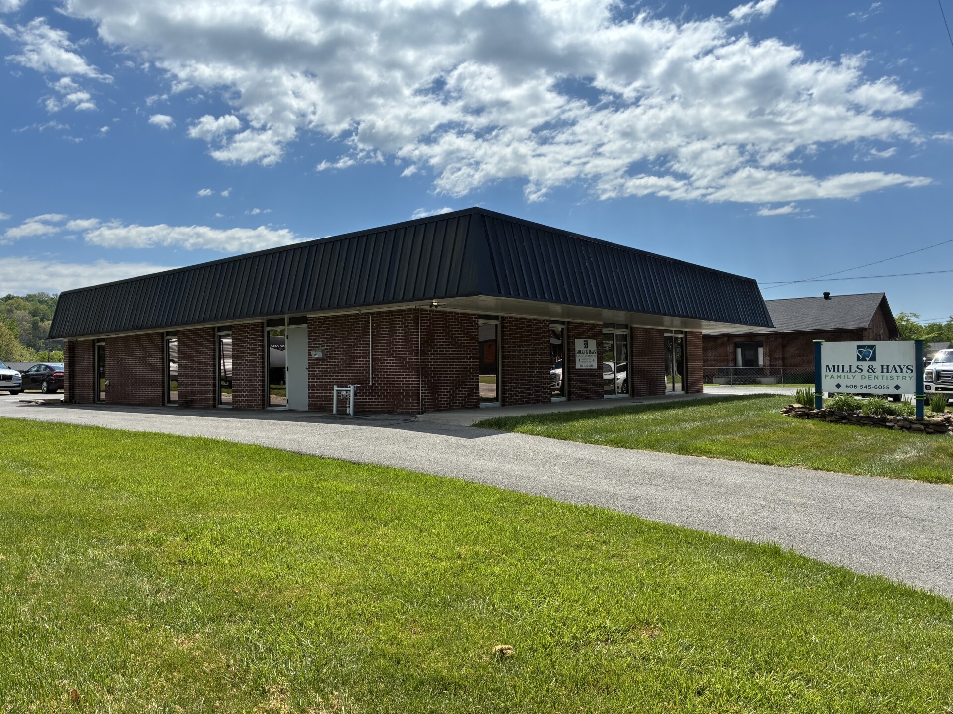 646 Manchester St, Barbourville, KY for Sale