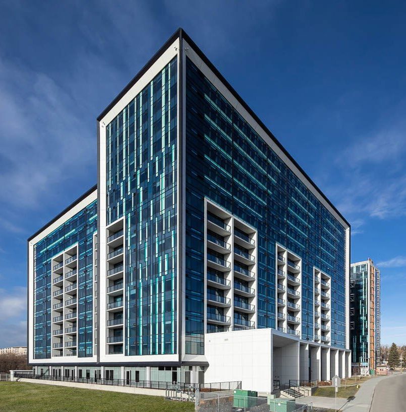 4735 Dalton Dr NW, Calgary, AB for Rent