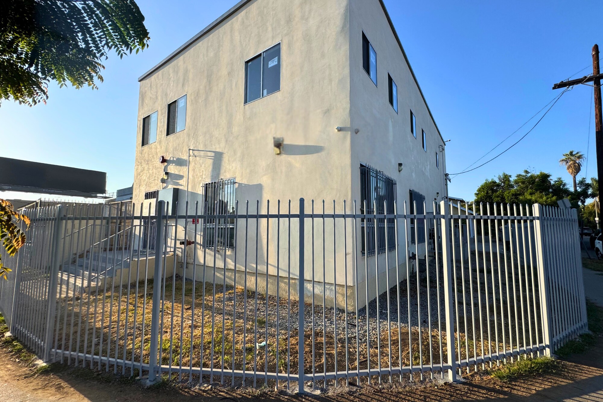 2071 W Washington Blvd, Los Angeles, CA for Rent