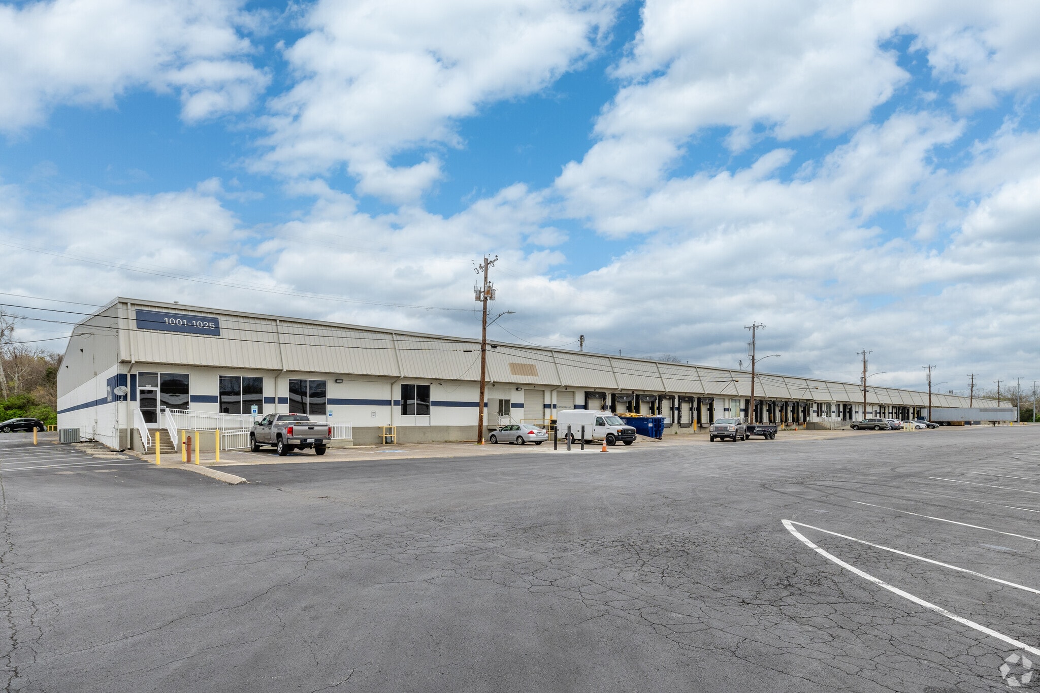 1010 Space Park South Dr, Nashville, TN for Rent