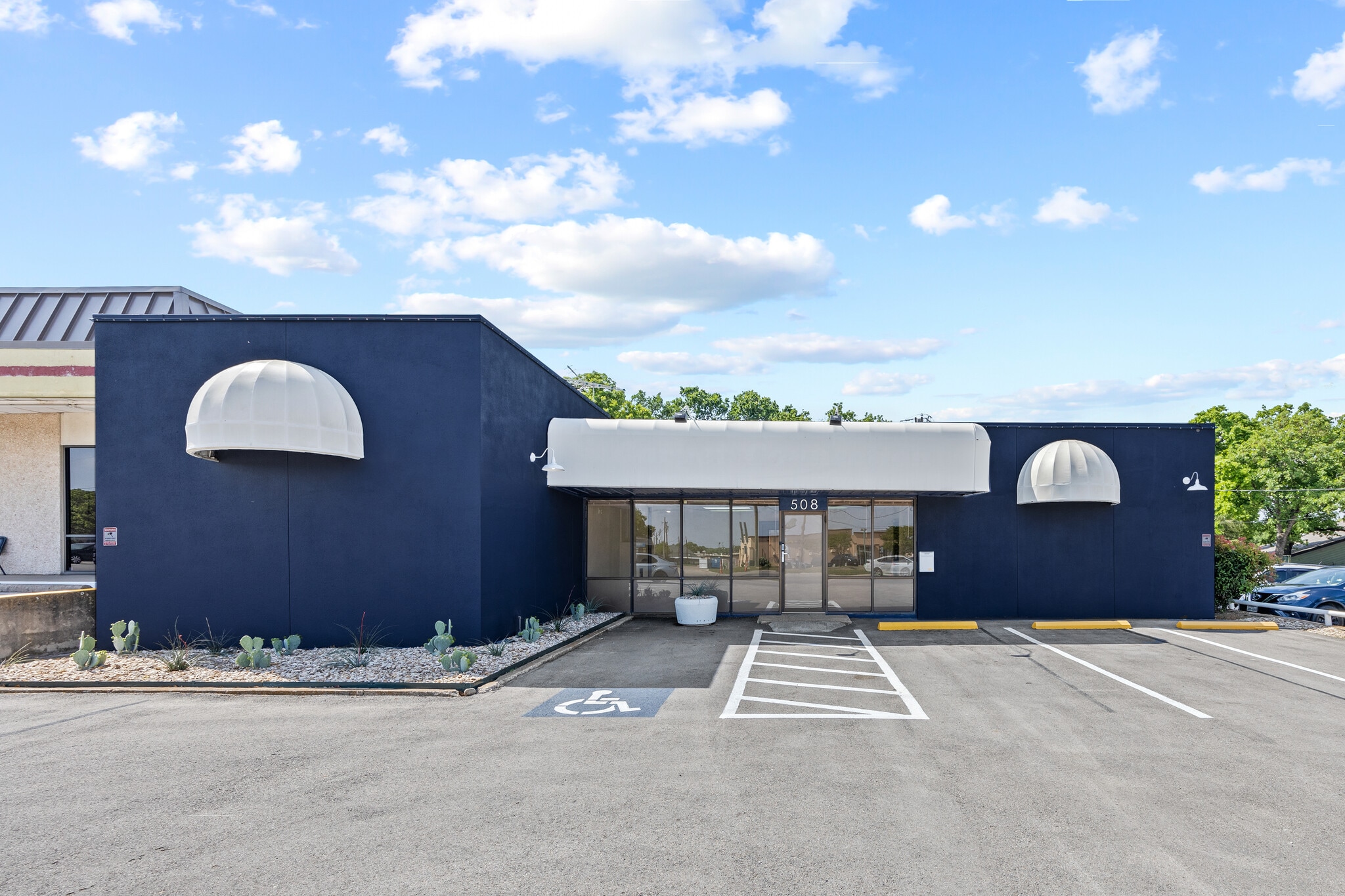 508 Bedford Rd, Bedford, TX for Sale