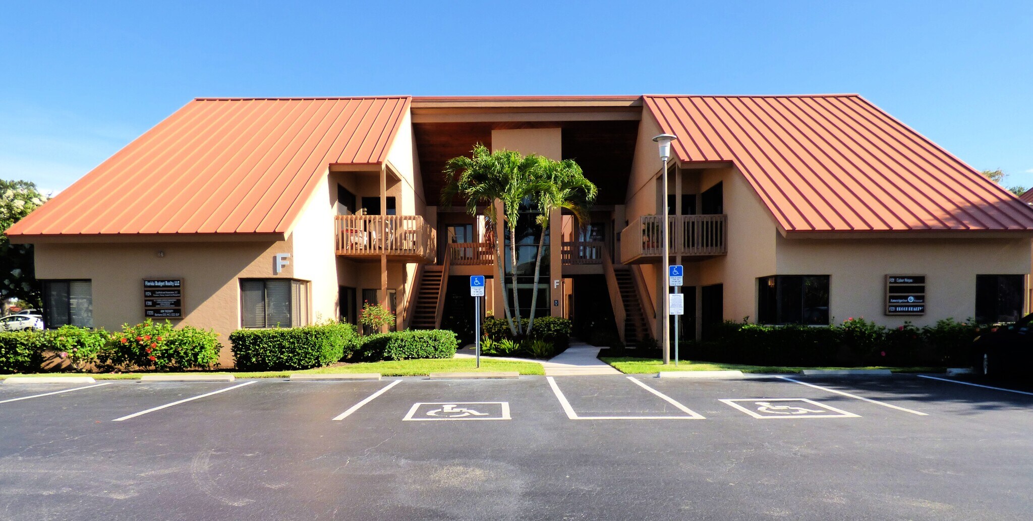 2831 Ringling Blvd Sarasota, FL 34237 Office Property for Lease on