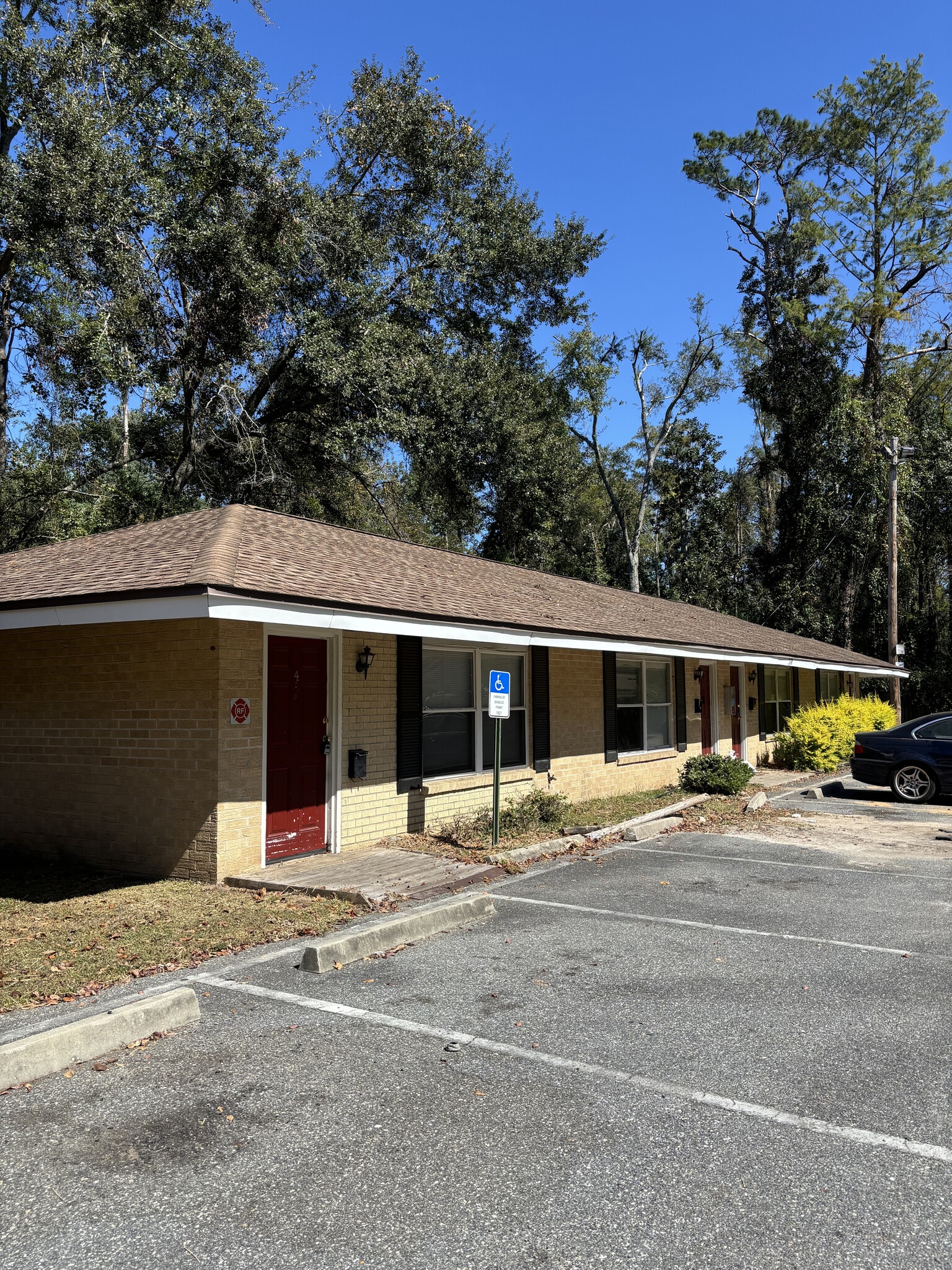 2630-2670 W Pensacola St, Tallahassee, FL for Sale