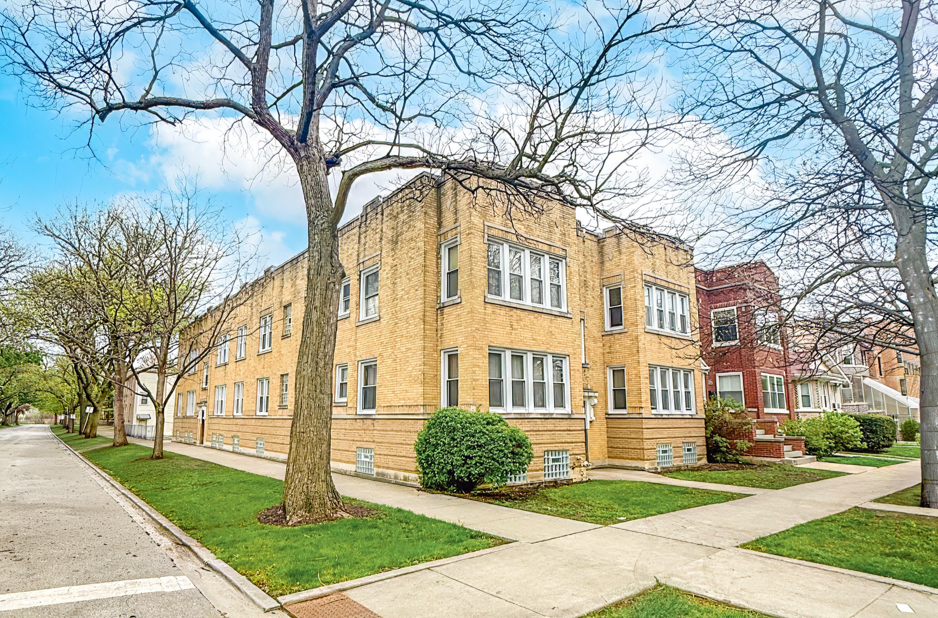 3457 N Ridgeway Ave, Chicago, IL for Sale