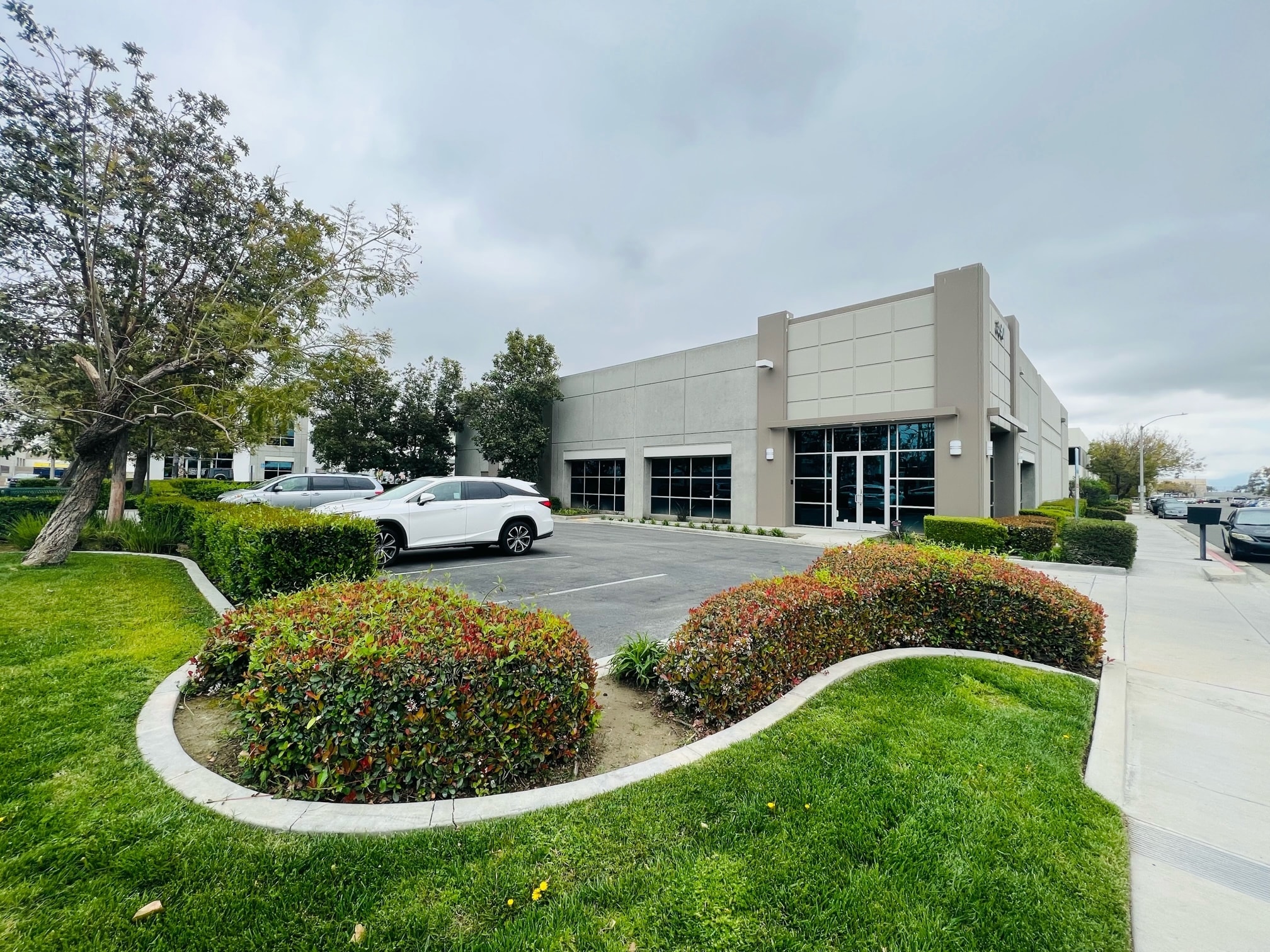 390 N Ponderosa Ave, Ontario, CA for Sale