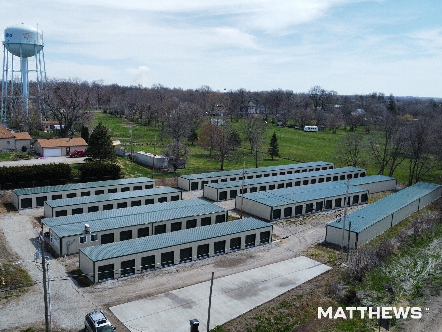 727 Iowa St, Hiawatha, KS for Sale
