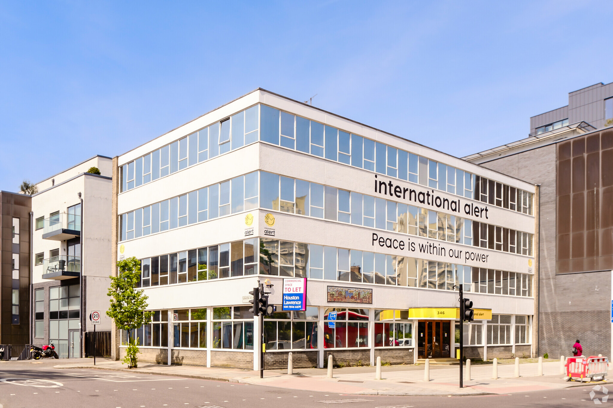 346 Clapham Rd, London, LND for Rent