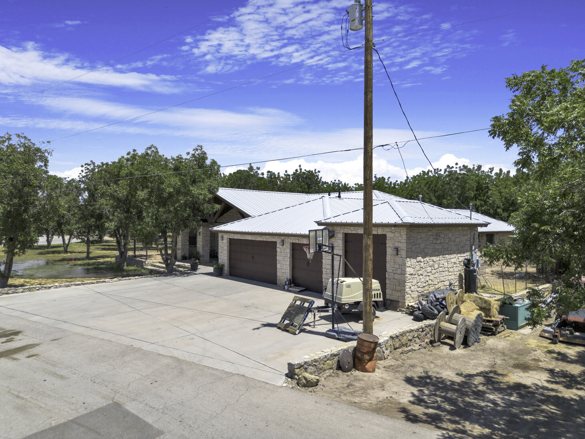 636 Keagle Rd, Socorro, TX for Sale