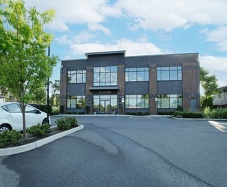 Gladstone, OR Office - 735 E Clarendon St