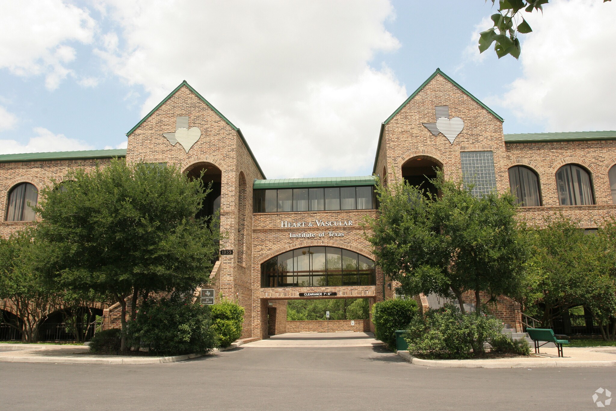 1933 NE Loop 410, San Antonio, TX for Rent