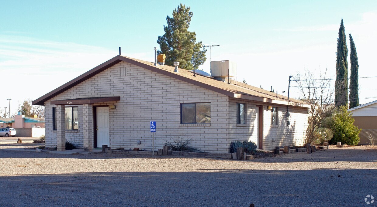 900 W Birch St, Deming, NM for Sale
