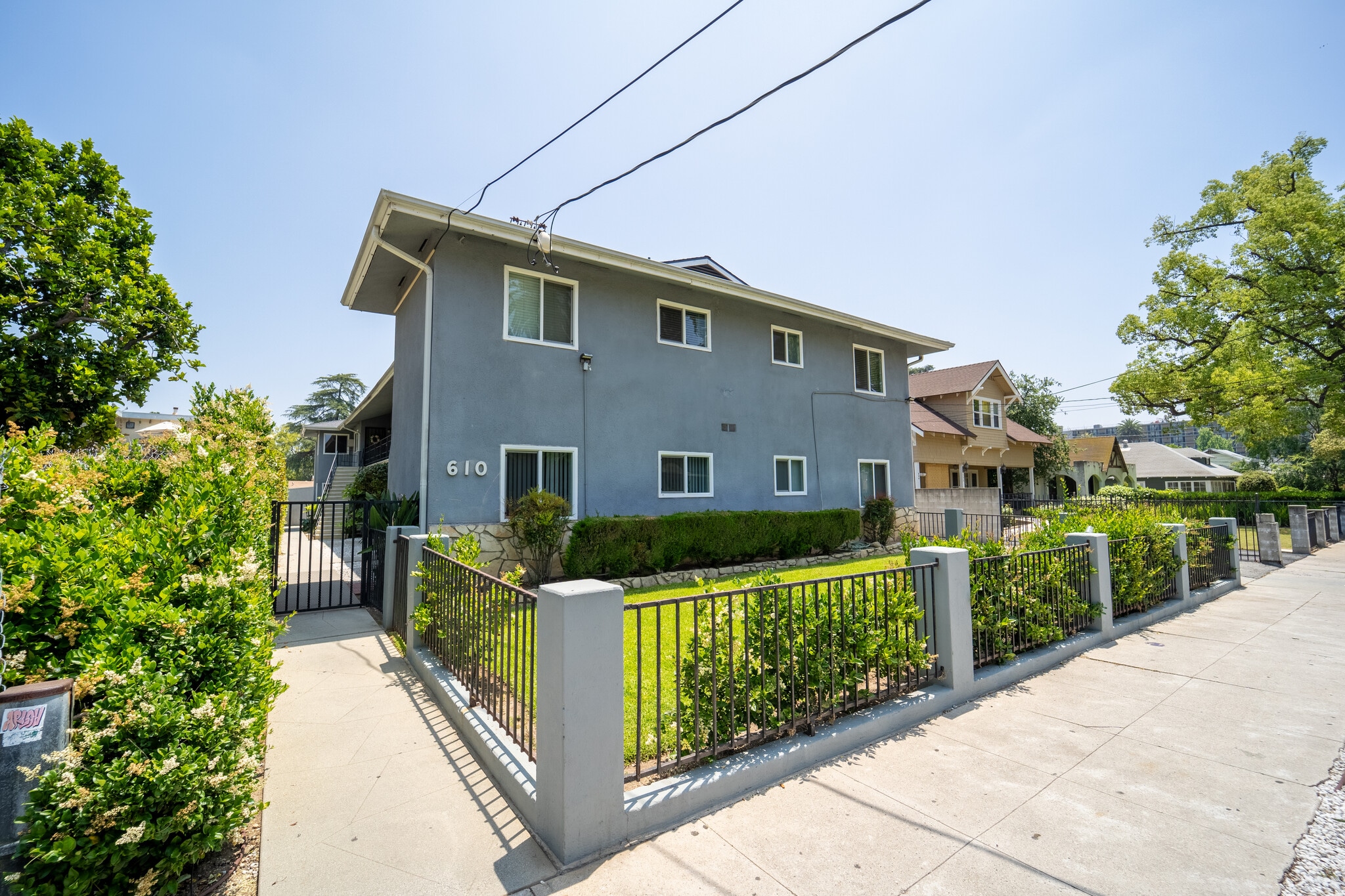 610 N Oakland Ave, Pasadena, CA for Sale