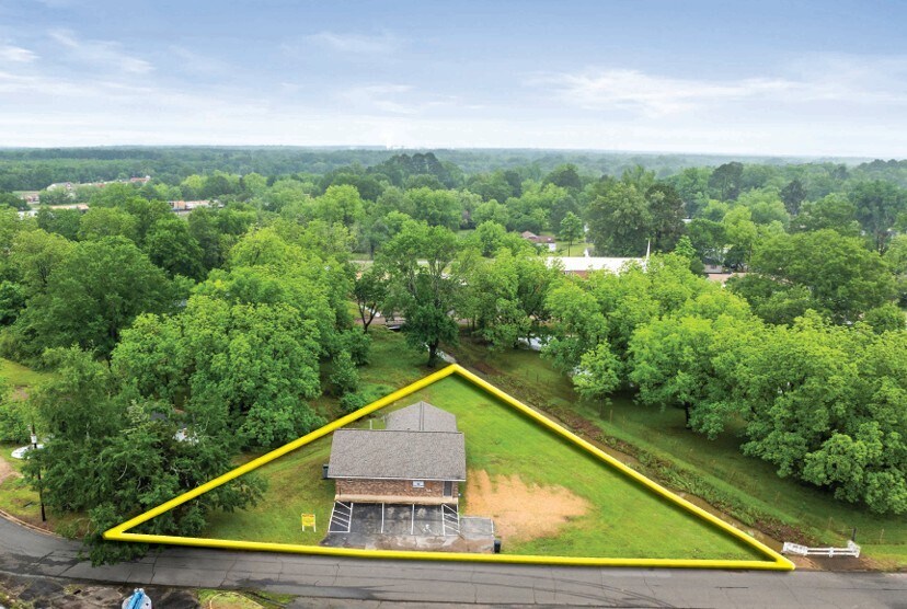 305 E Walnut St, Gurdon, AR for Sale