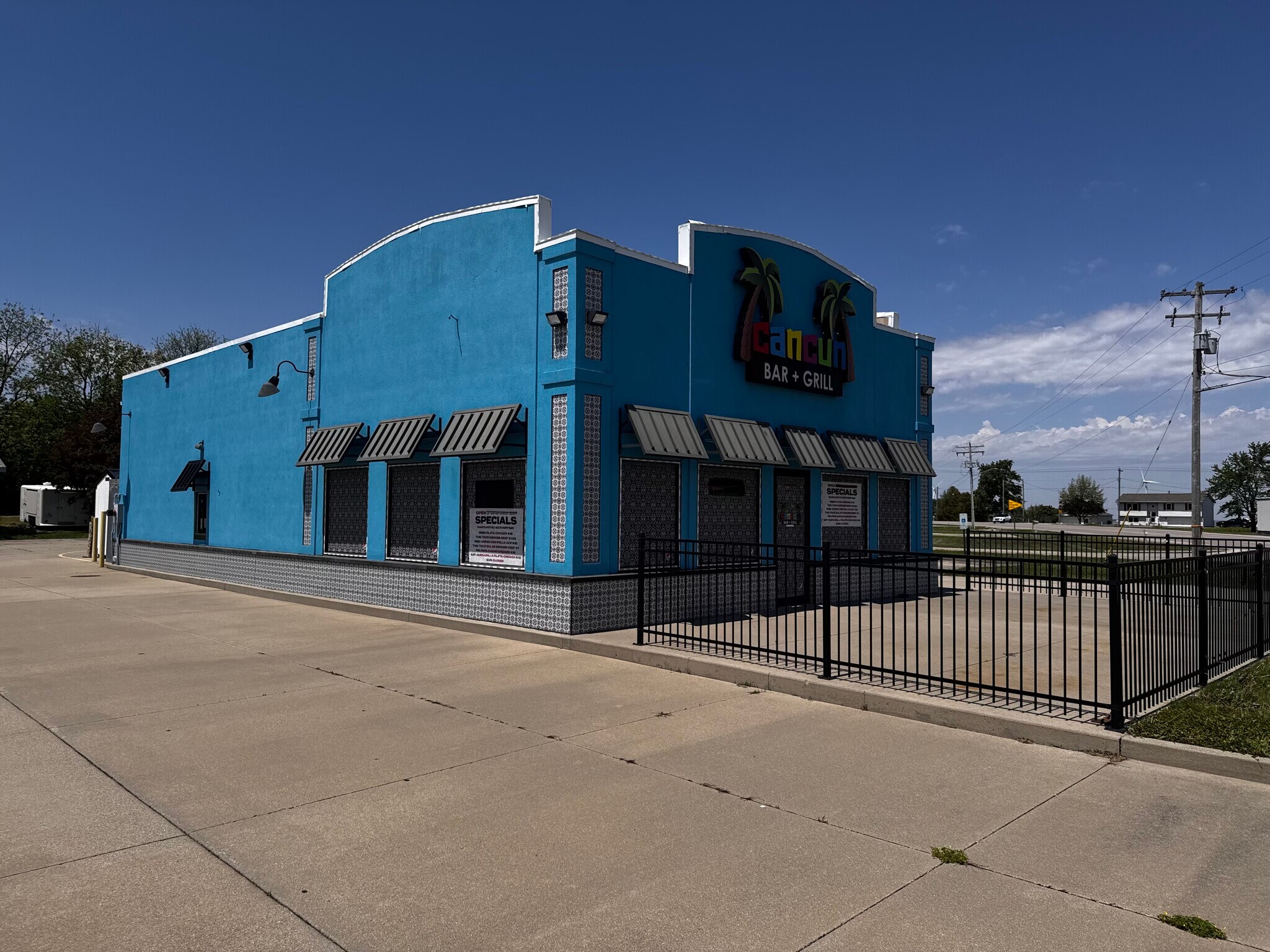 125 N State Route 121, Warrensburg, IL for Sale