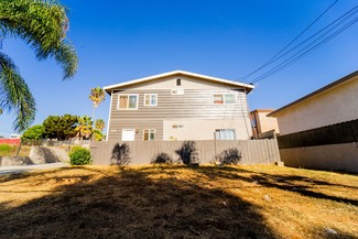 Oceanside, CA Apartments - 810 Acacia Ave