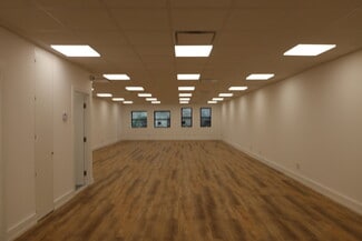 Long Island City, NY Flex - 3858 11th St