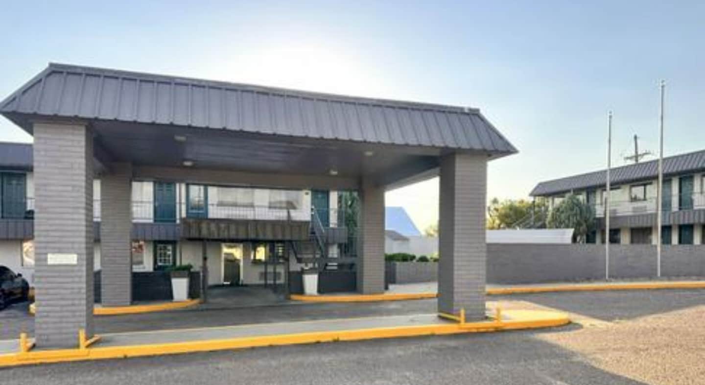 100 Bulldog Blvd, Borger, TX for Sale