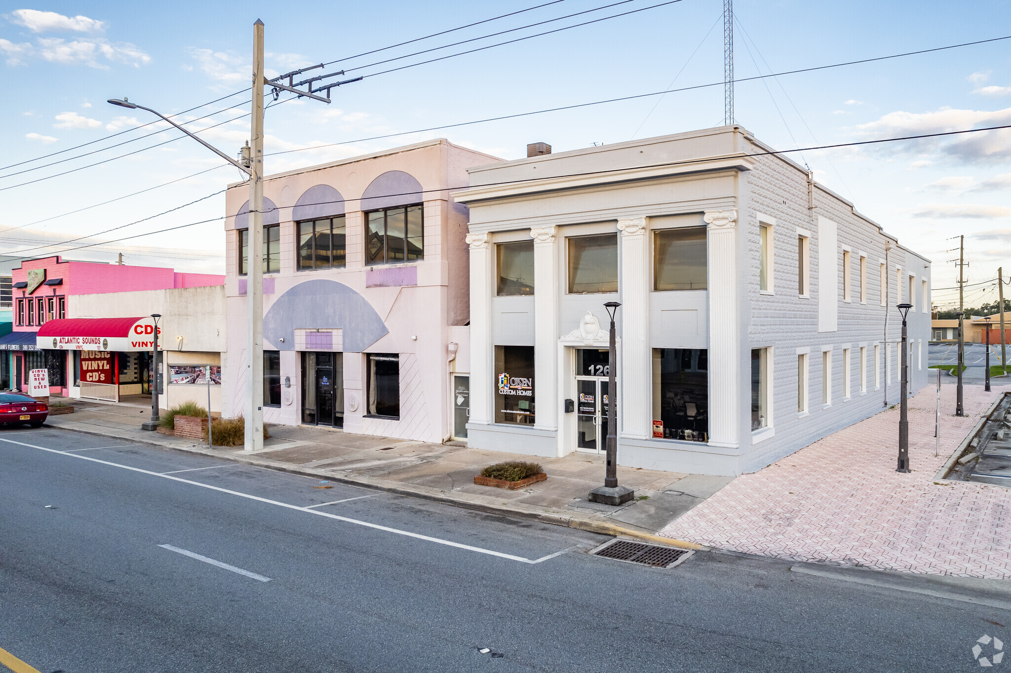 126 W International Speedway Blvd, Daytona Beach, FL for Rent