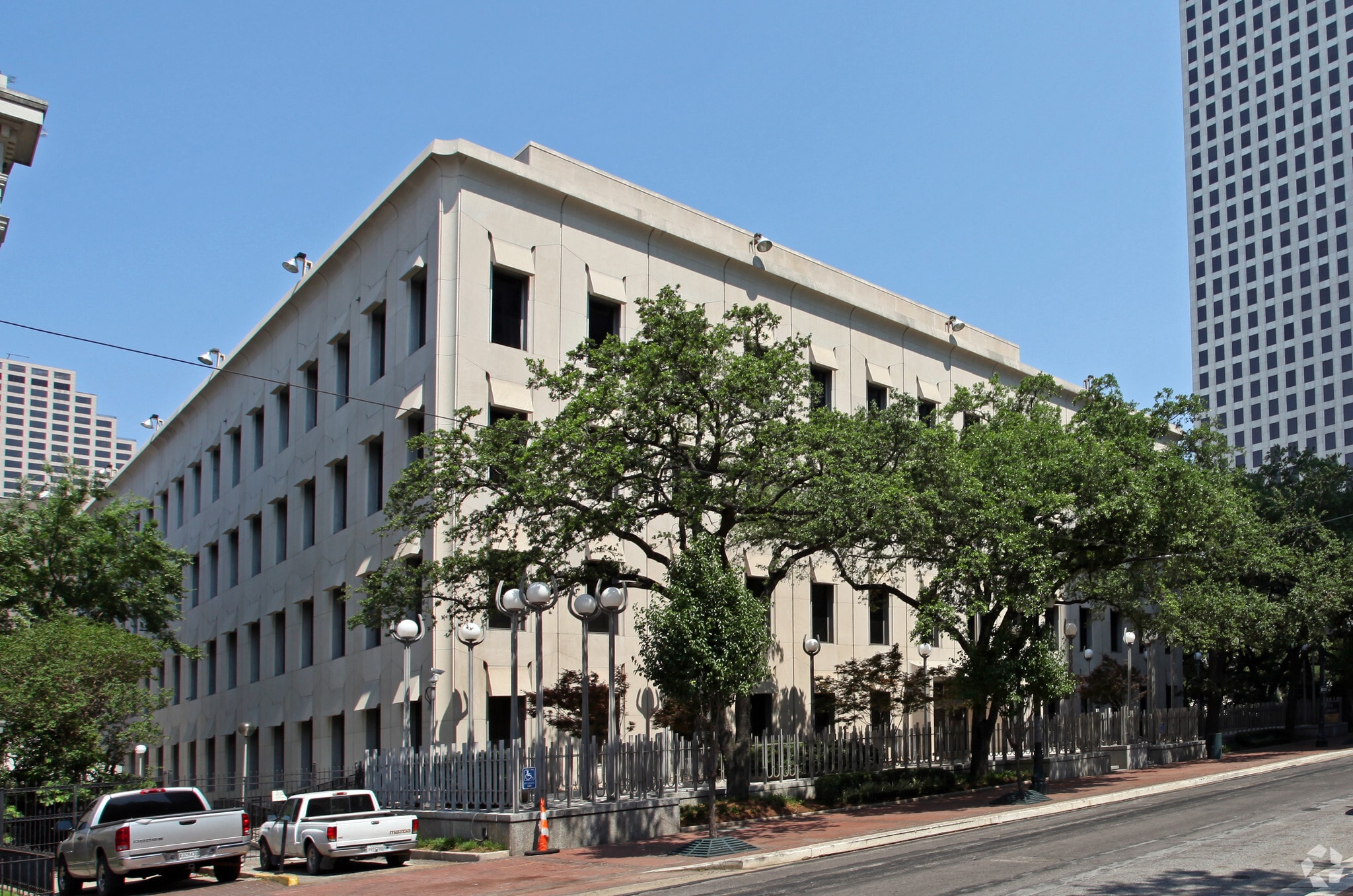 525 St. Charles Ave, New Orleans, LA for Rent