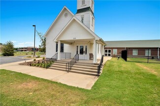 Rogers, AR Churches - 203 S Promenade Blvd