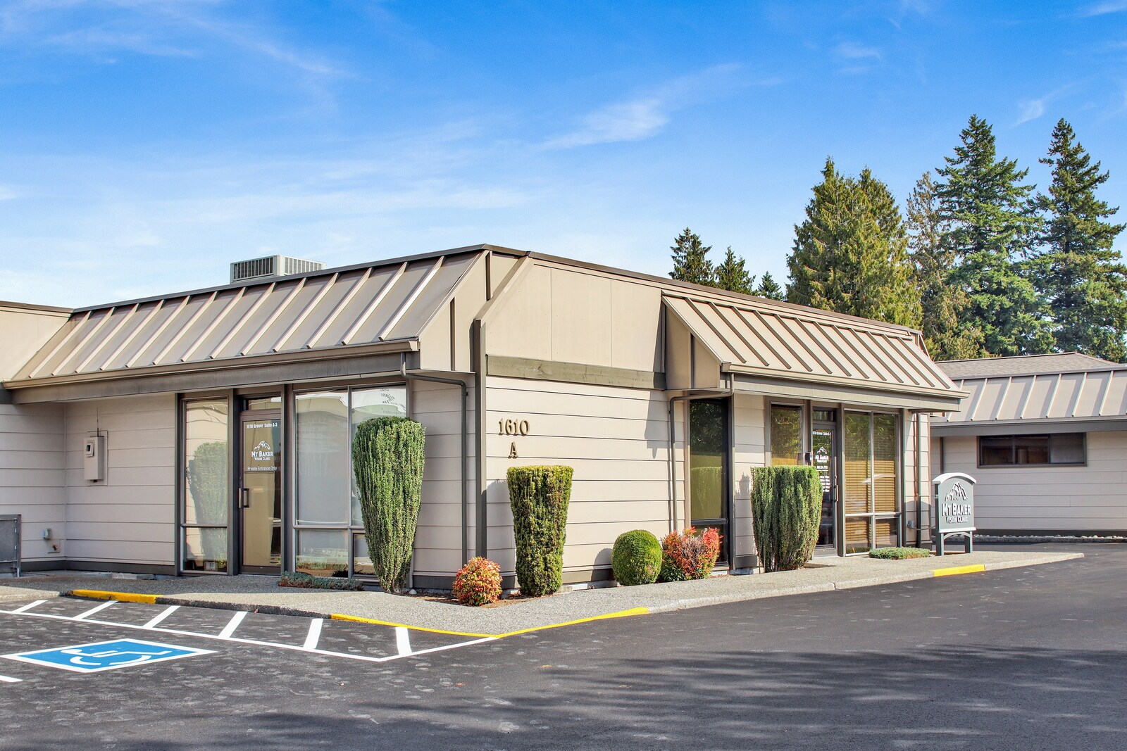 1610 Grover St, Lynden, WA for Rent