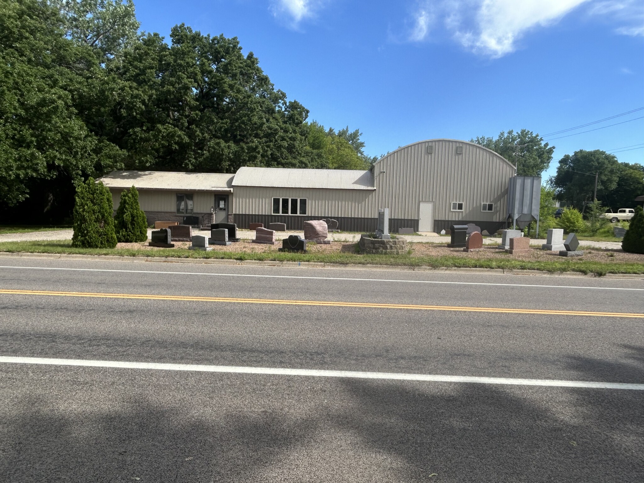 711 Main St E, Melrose, MN for Sale