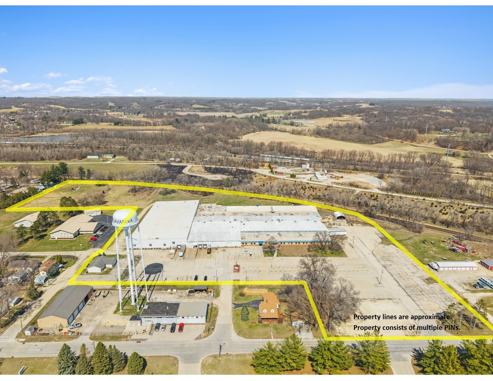 6400 Penn Ave, Savanna, IL for Sale